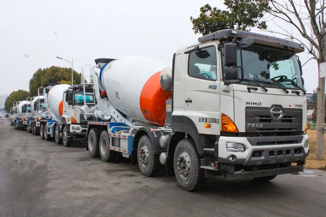 草長鶯飛二月天，凌宇攪拌赴前線！