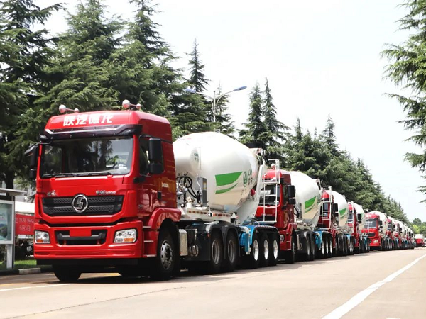 凌宇老客戶試水半掛攪拌車，10臺批量交付開華東先河！