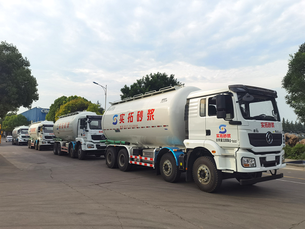 一分信任，十分責任，中集凌宇粉罐車交付六年老客戶！