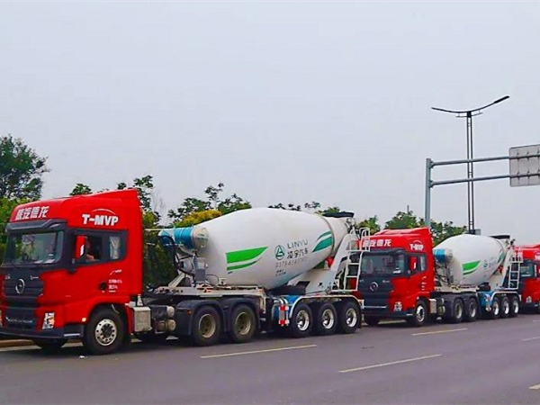 天氣炎熱，交付火熱，中集凌宇半掛攪拌車實力圈粉，“熱度”不減！