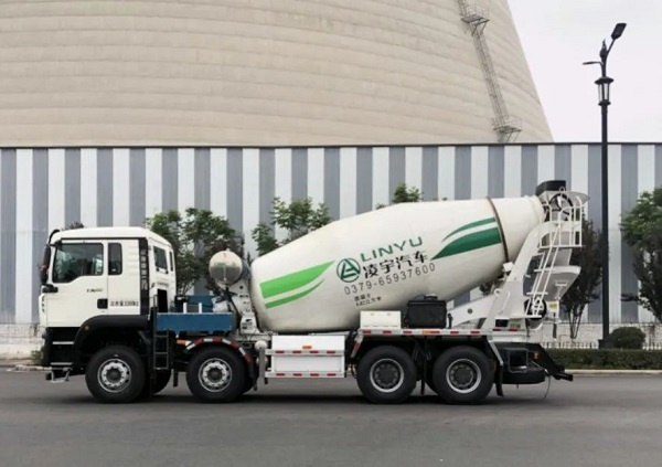 重汽&凌宇電驅橋攪拌車，會省錢的才是卡友選擇的！